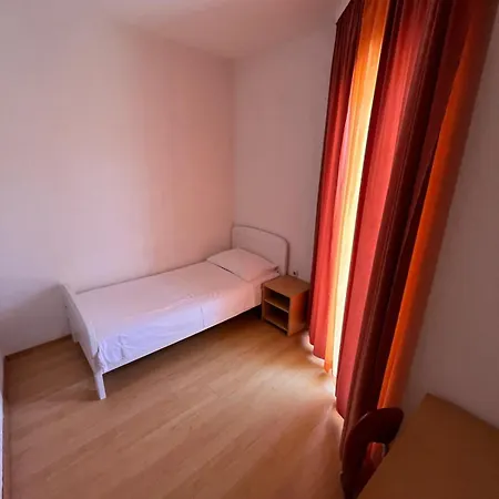 Apartmani Saldi Pakostane Exterior photo
