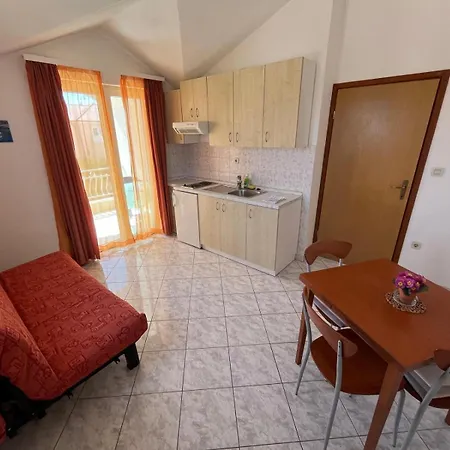 Apartmani Saldi Pakostane Exterior photo